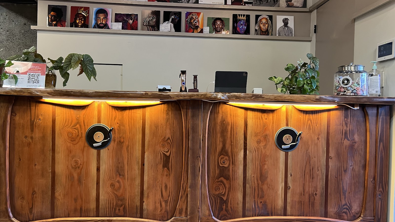 Analog Barbershop - Barbershop in Eugene