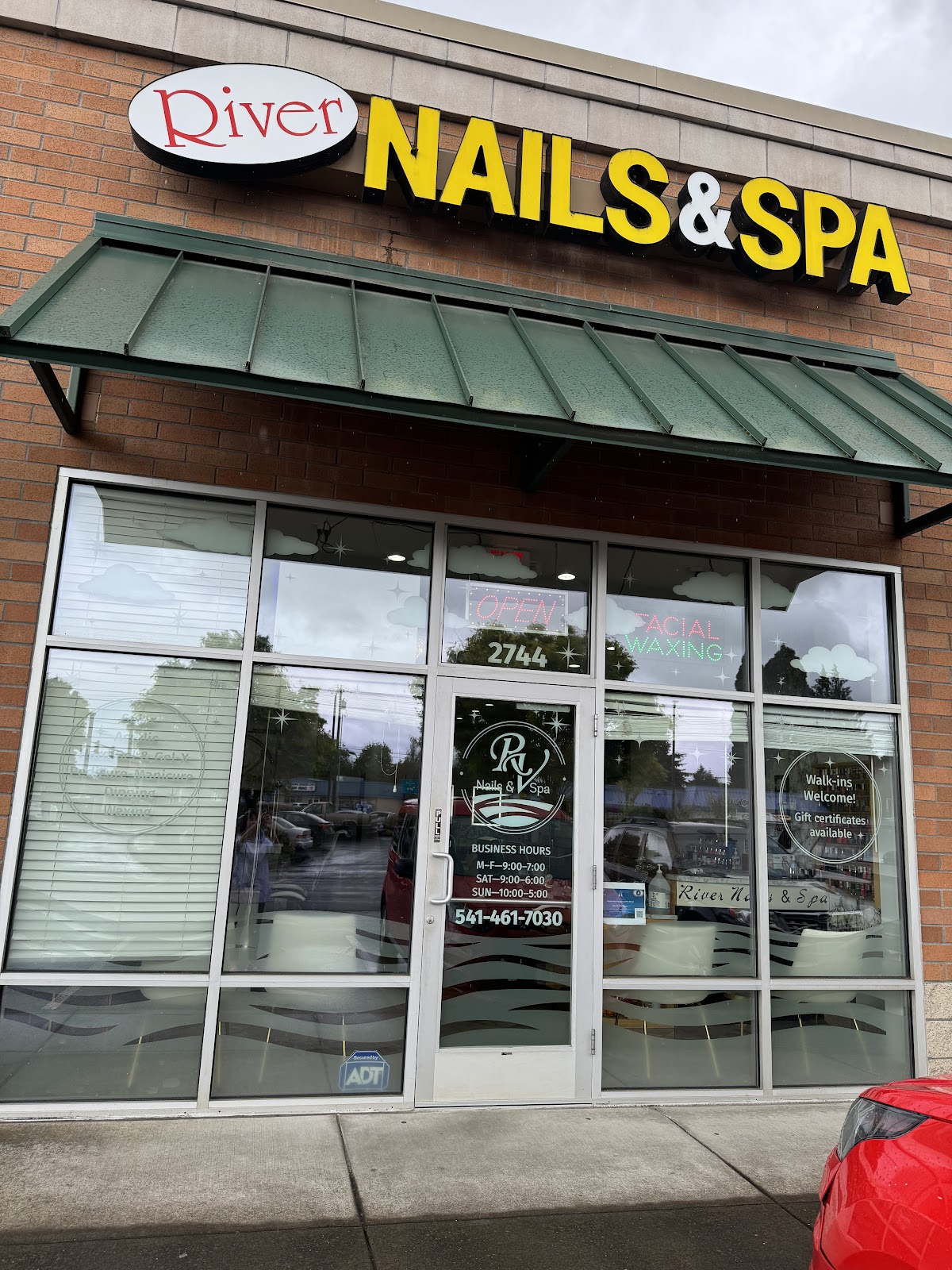 River Nails and Spa - Nail Salon in Eugene
