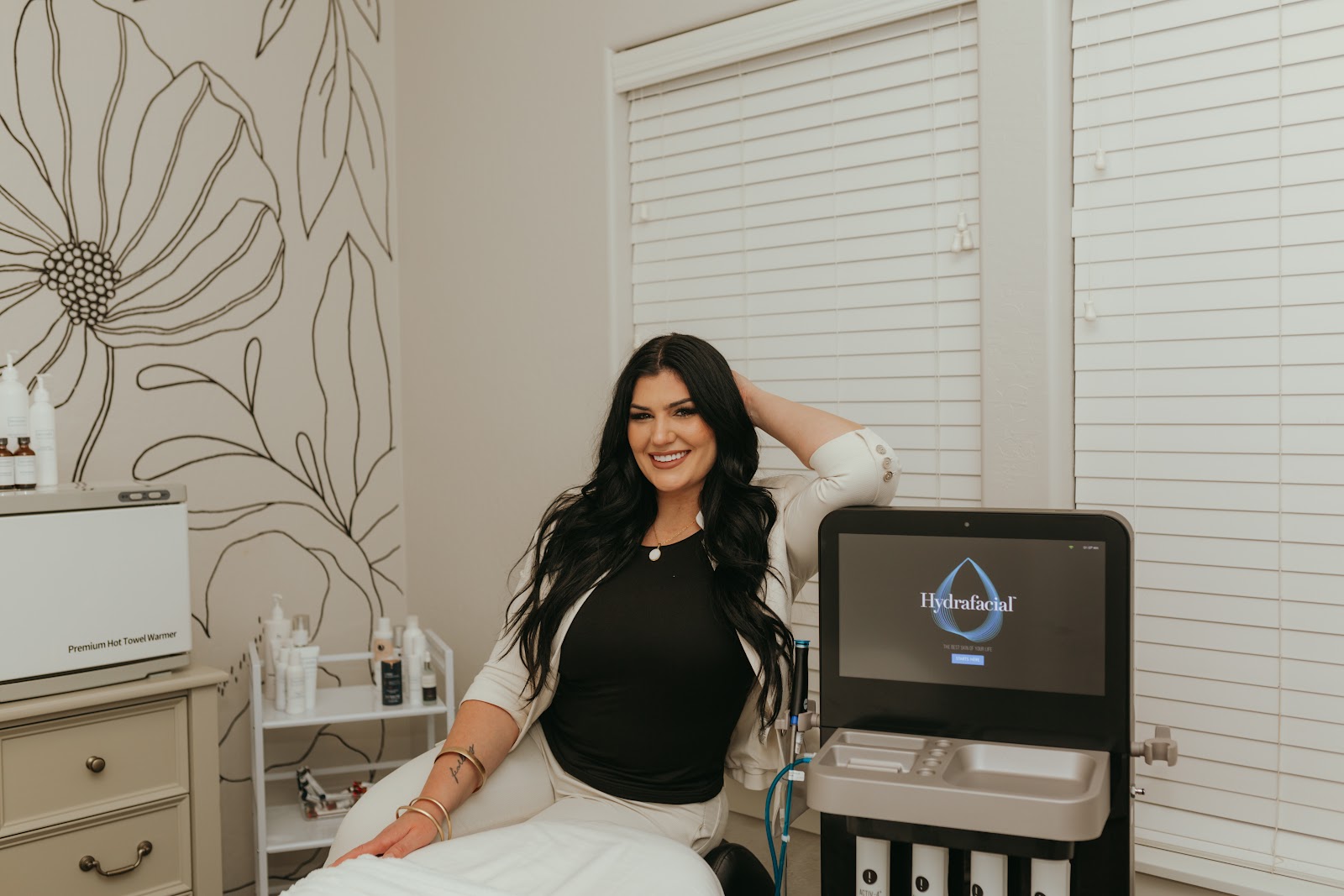 Pello Wellness Medical Spa - Hair Salon in Eugene