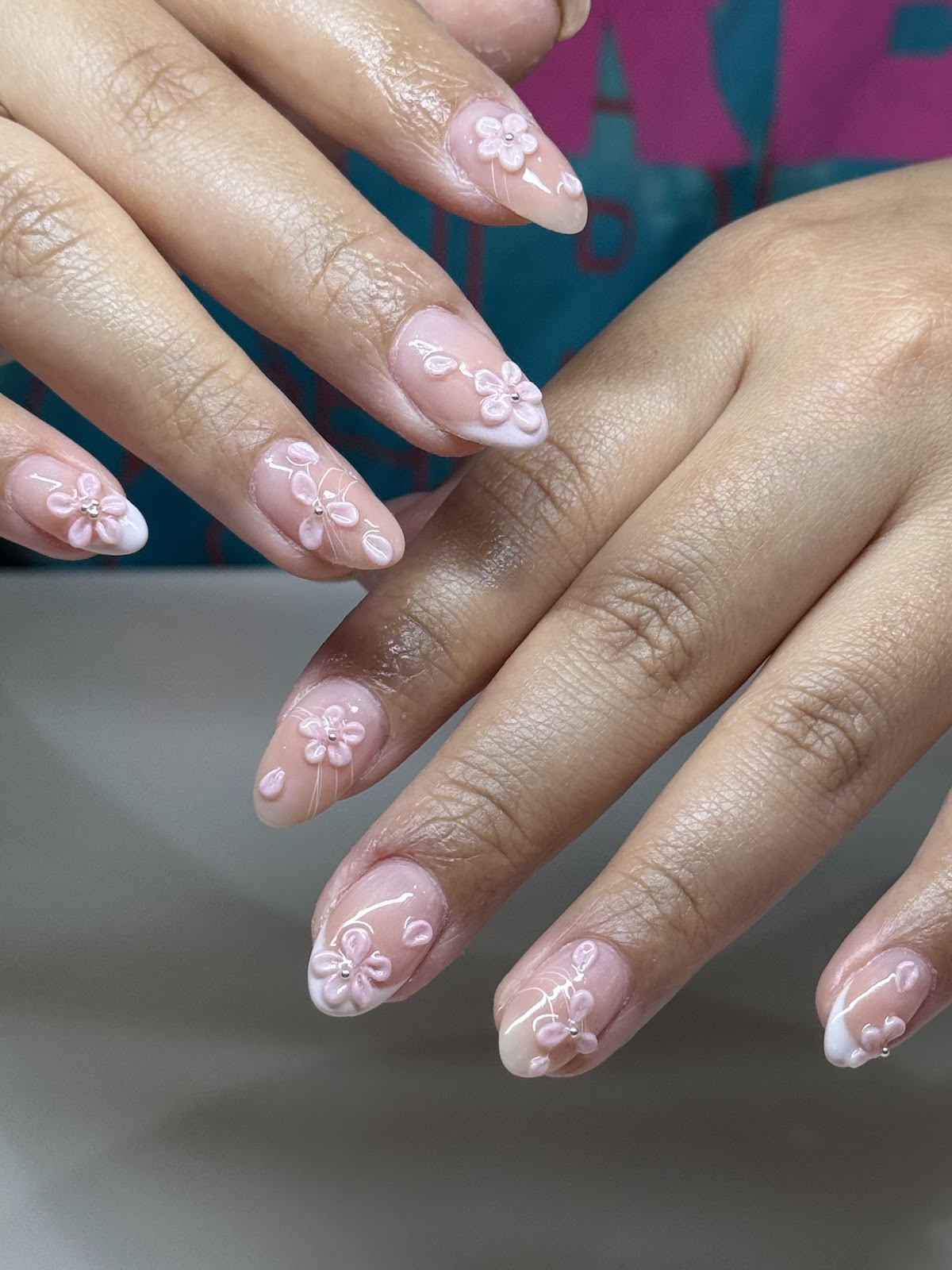 Blossom LA Nail Bar Center City - Nail Salon in Philadelphia