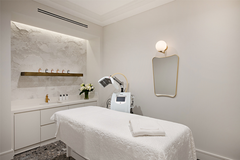 Rescue Spa - Nail Salon in Philadelphia