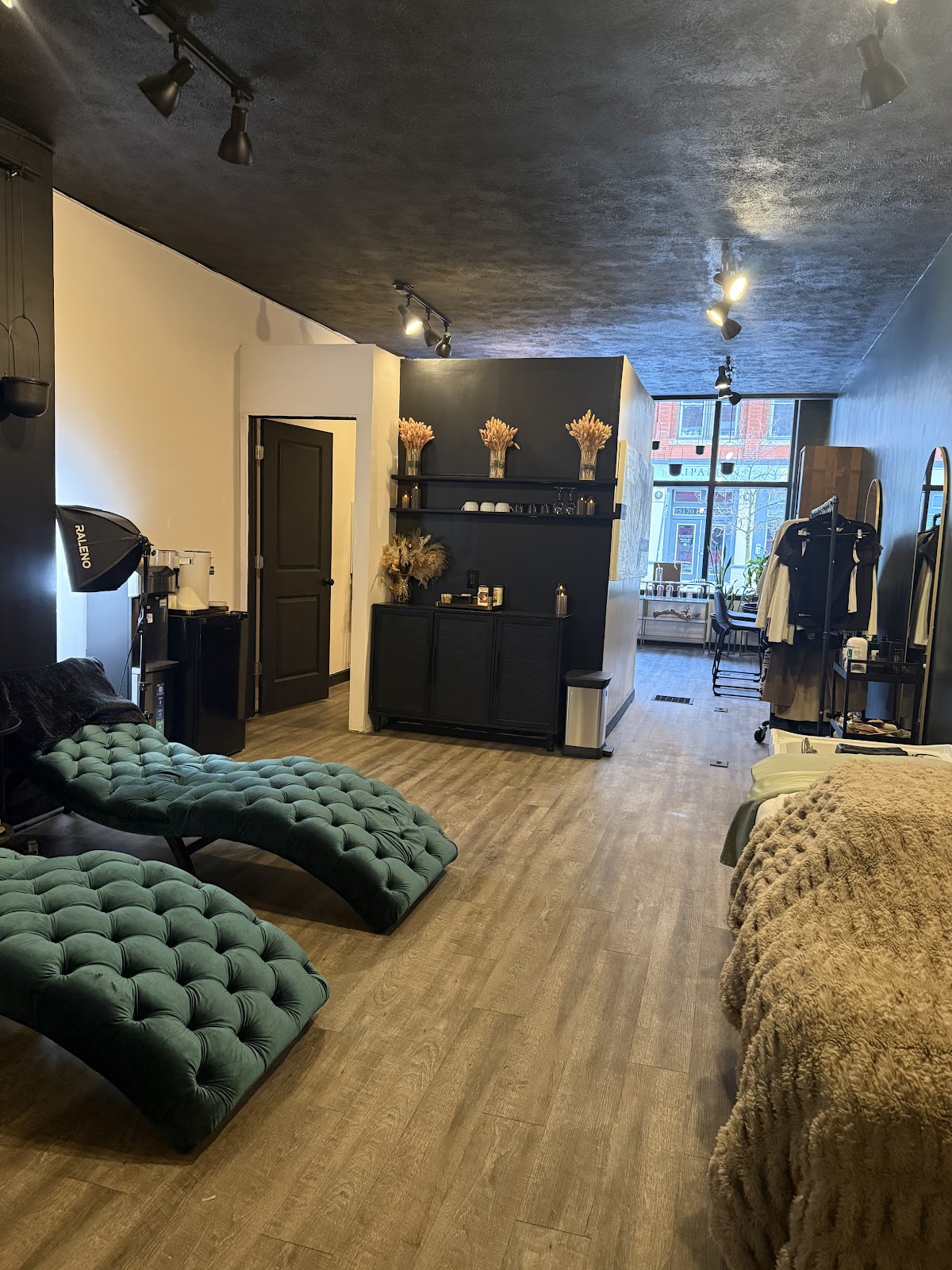 Black Label Society Salon and Spa | Lawrenceville - Hair Salon in Pittsburgh