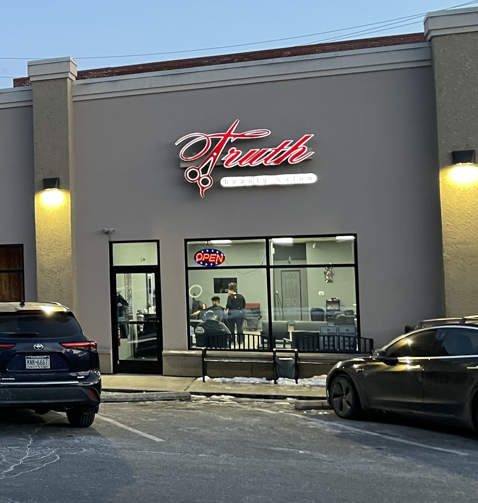 Truth Beauty Salon - Hair Salon in Allentown