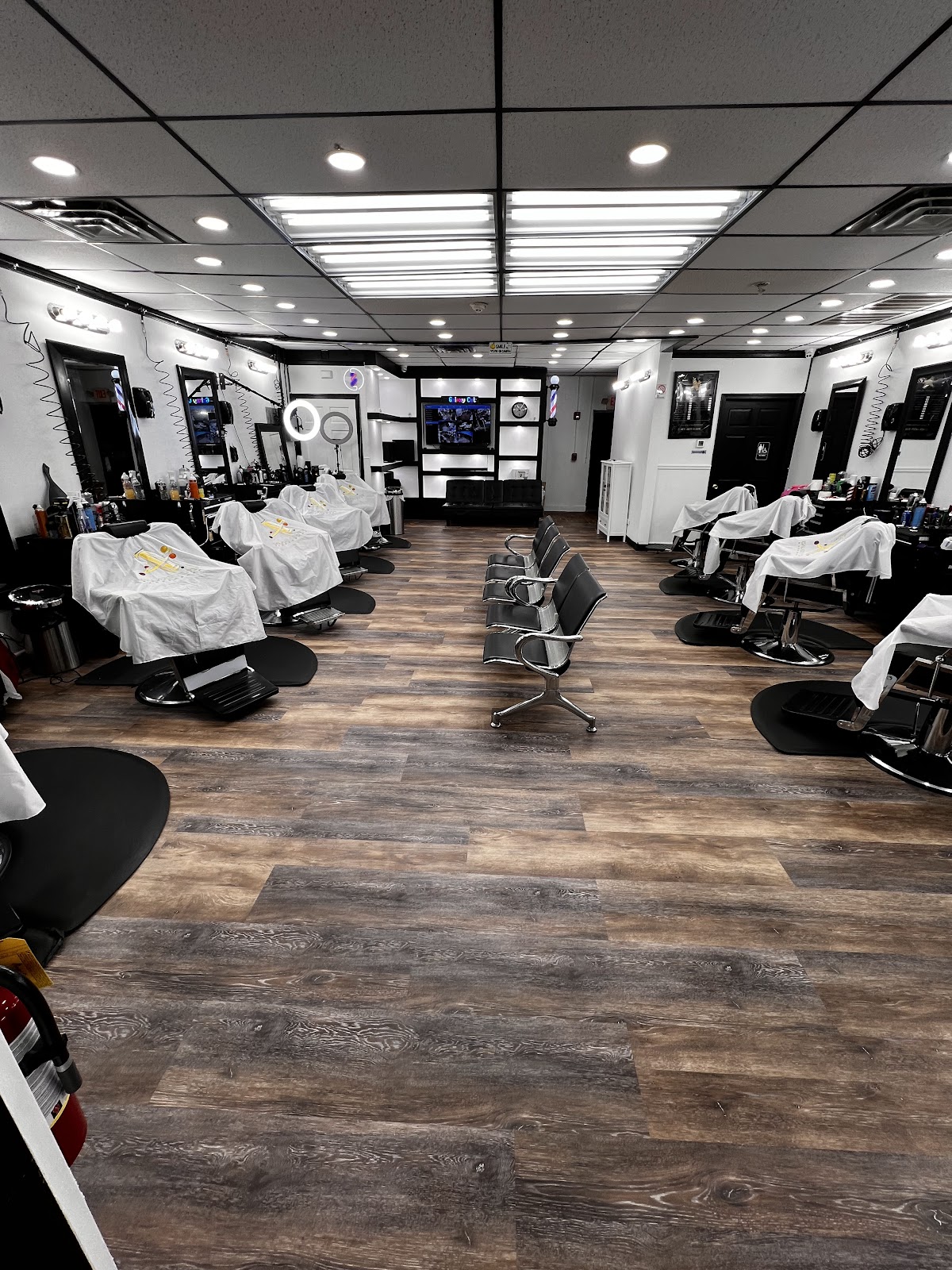 Galaxy Cuts Barbershop - Barbershop in Providence