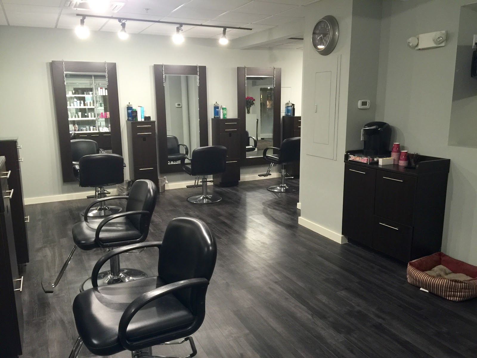 Impulse Hair Designs - Beauty Spa in Providence