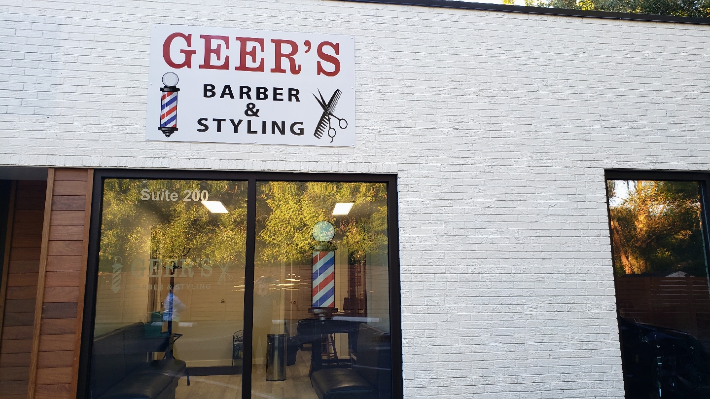 Geer's Barber Shop - Barbershop in Charleston