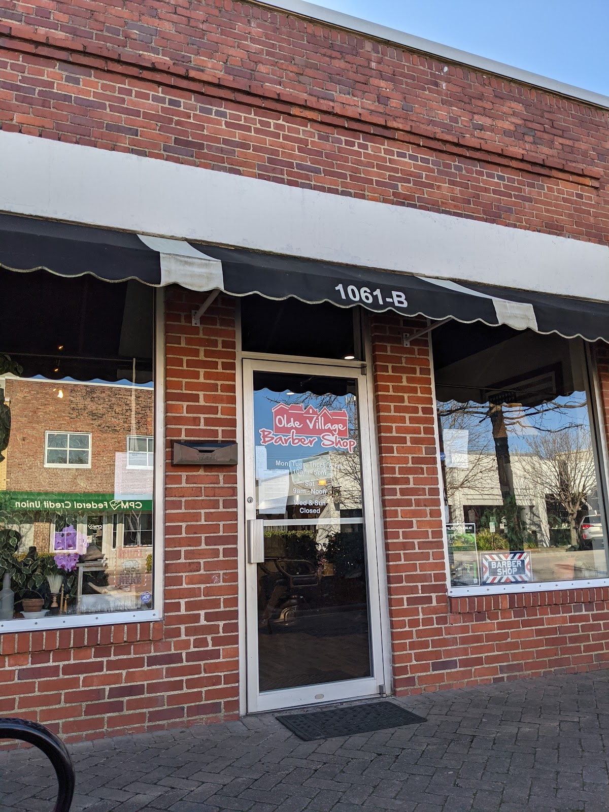Olde Village Barber Shop - Barbershop in Charleston