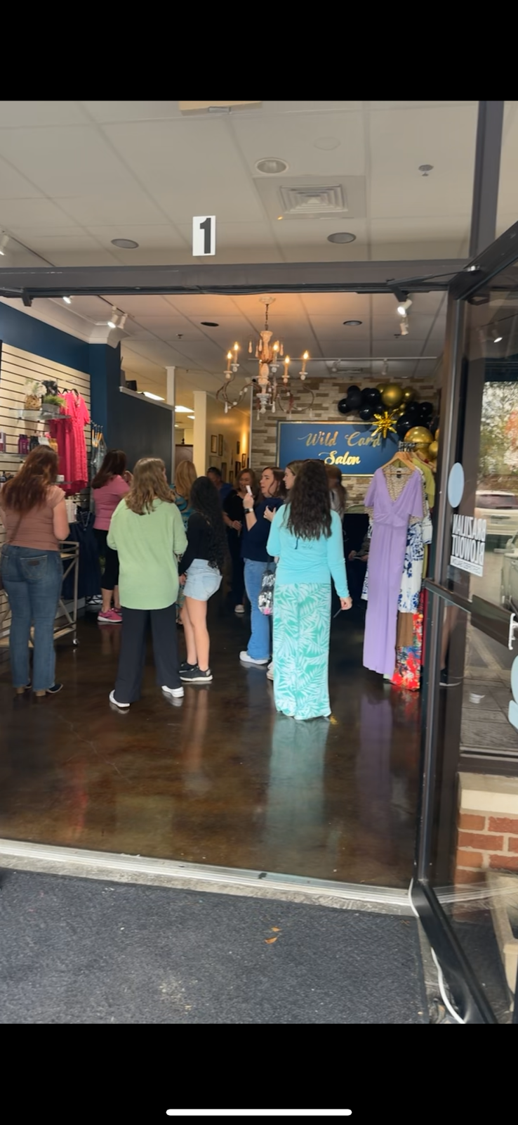 Wild Card Salon (Formerly Salon Sociis) - Beauty Spa in Columbia