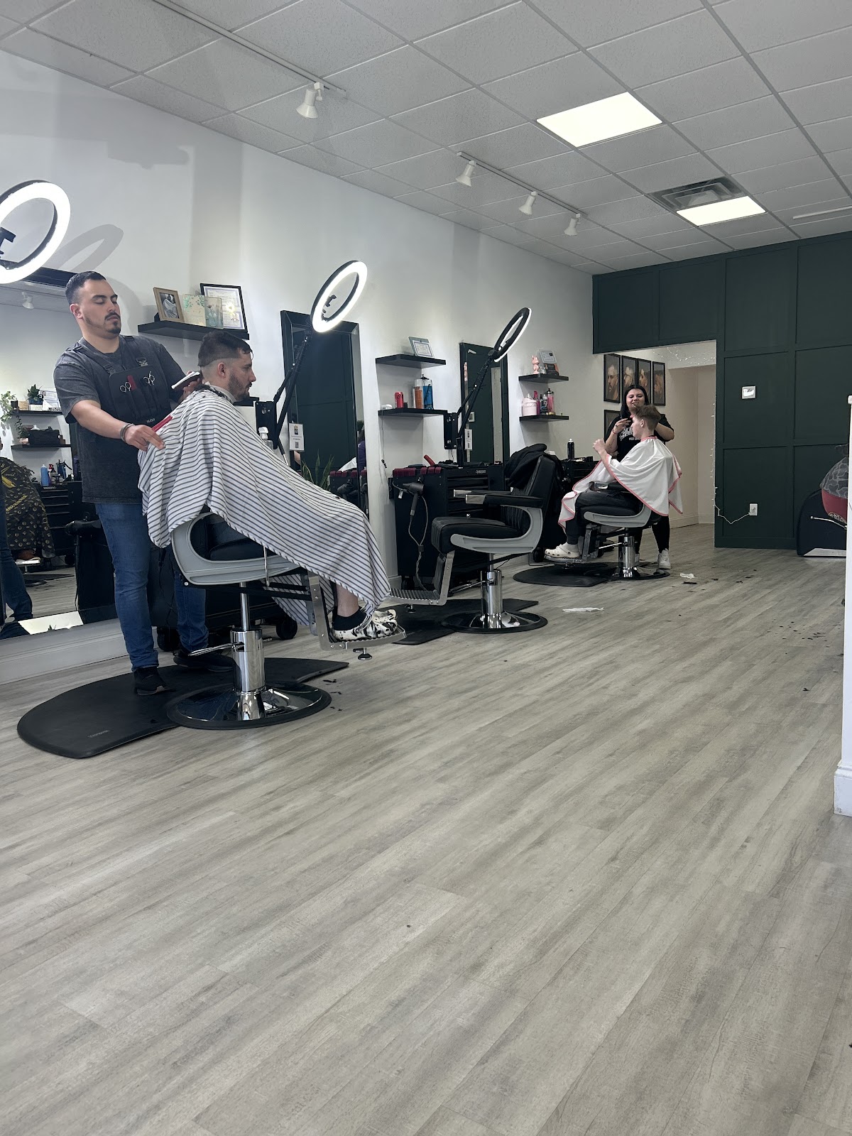 JRO The Barber Studio - Barbershop in Greenville