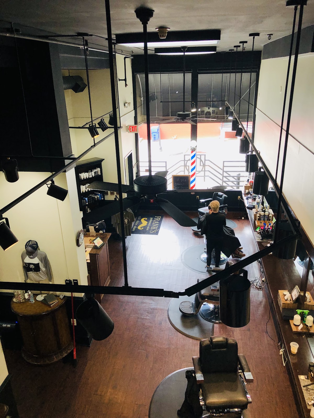 Frank's Gentlemen's Salon - Barbershop in Greenville