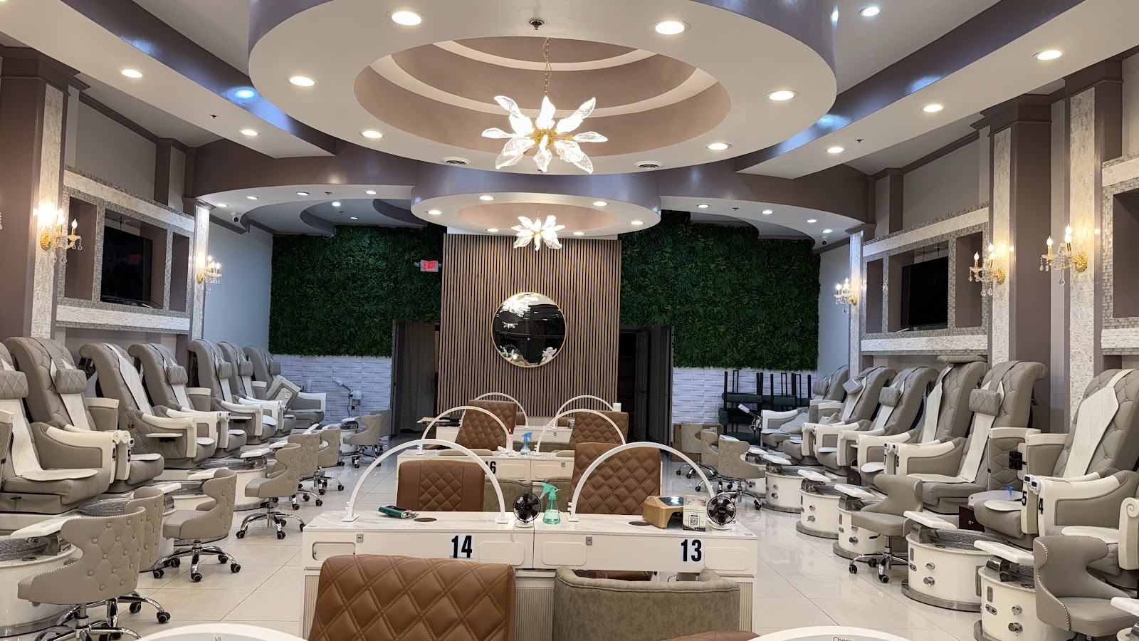 Mimosa Nail Spa - Magnolia Park - Nail Salon in Greenville