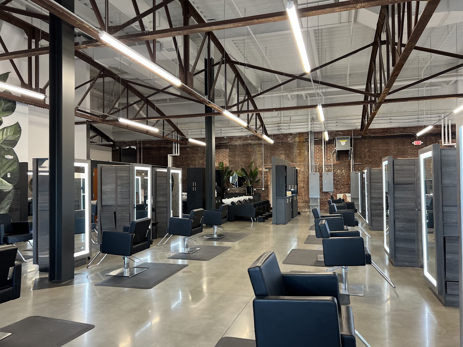 The Brass Bee Salon - Beauty Spa in Greenville