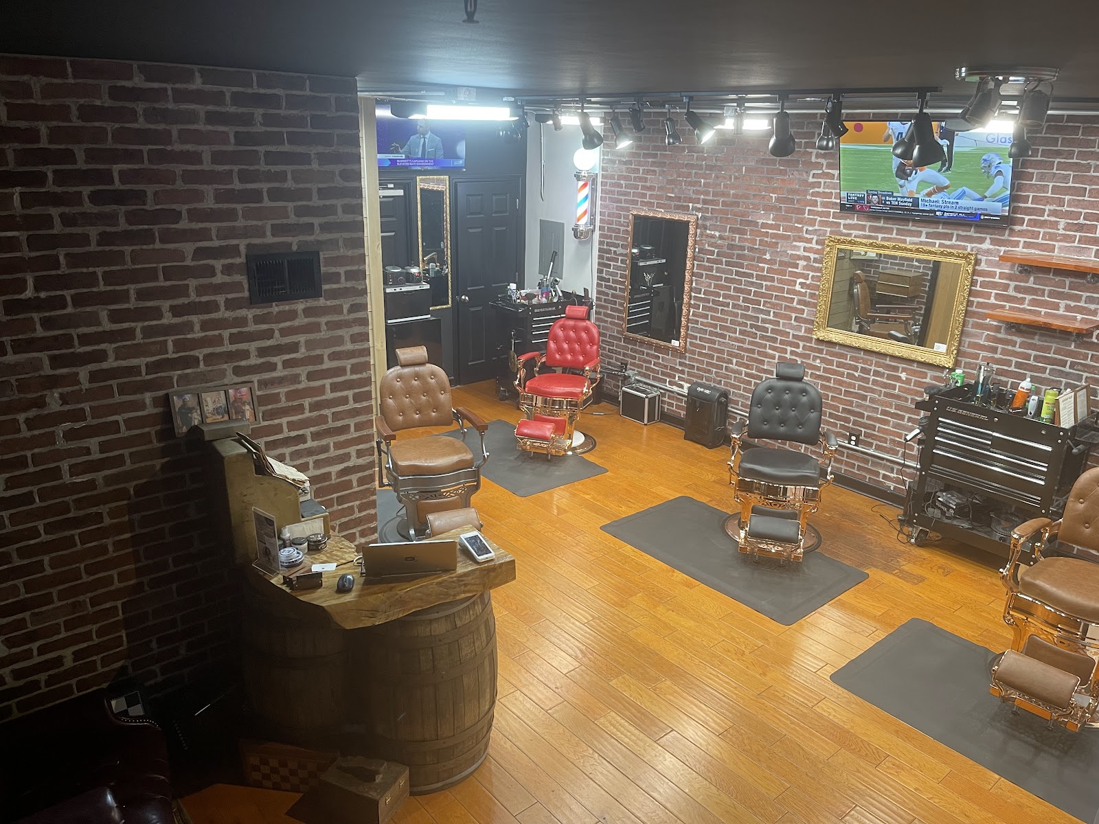 THE SON OF A BARBER - Barbershop in Myrtle Beach