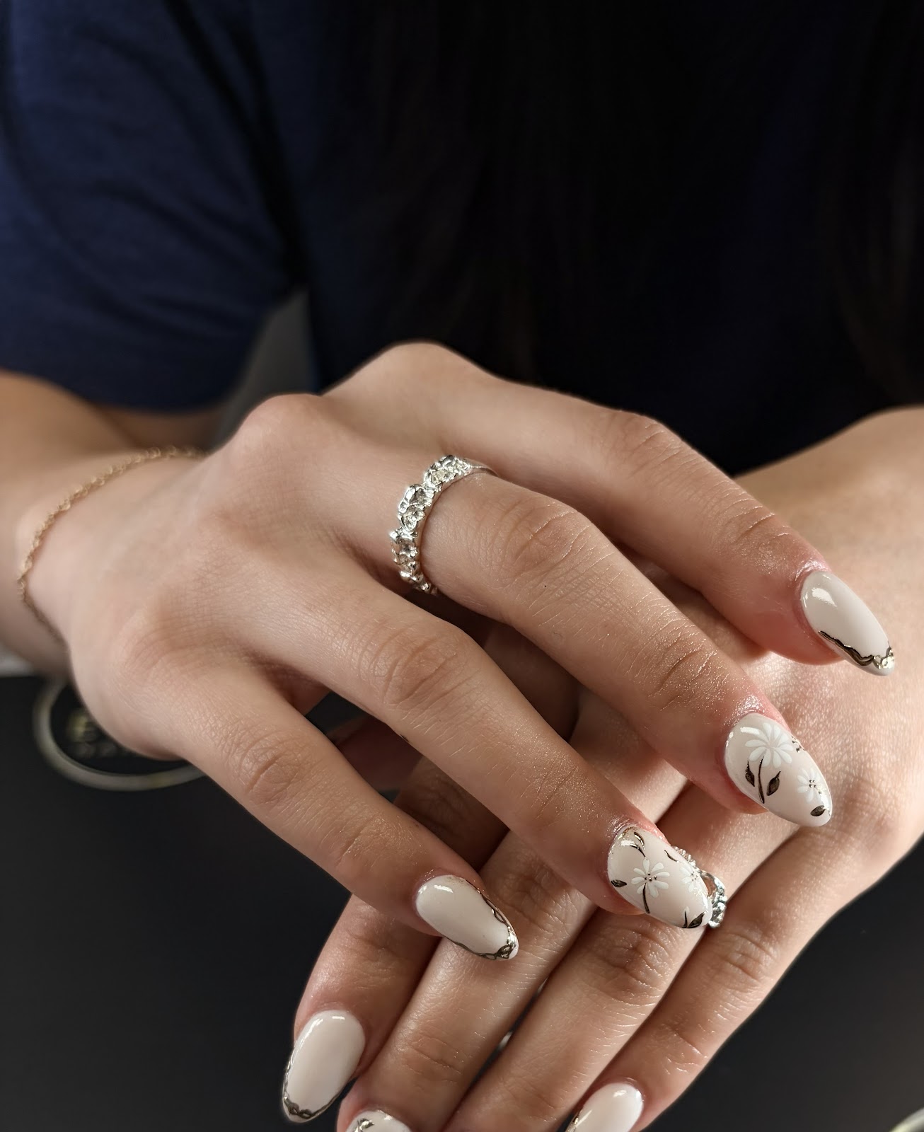 ELLIS NAIL BAR - Nail Salon in Sioux Falls