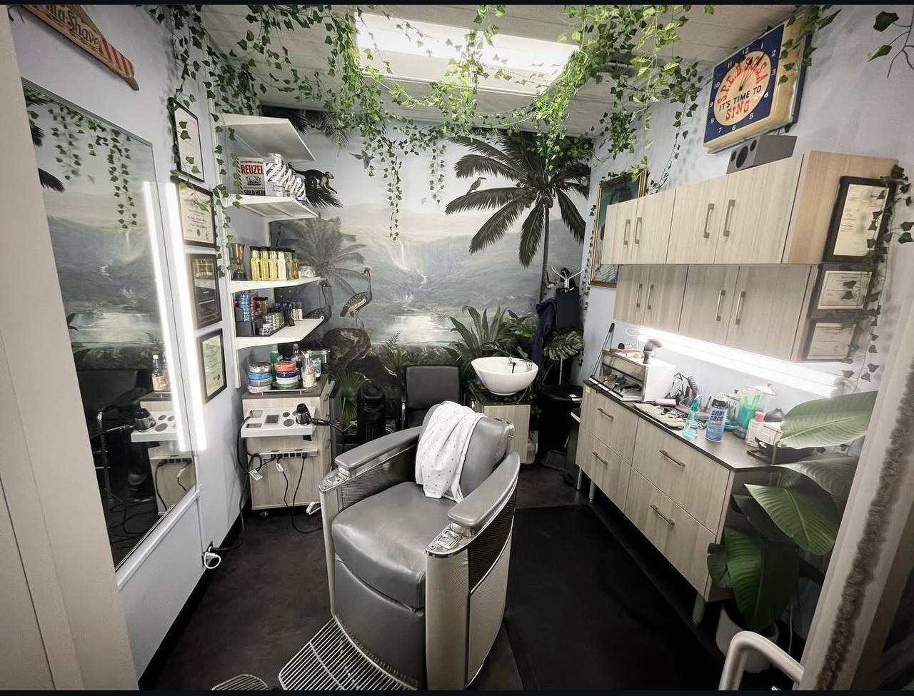 Hawkins Barber Shop - Barbershop in Nashville