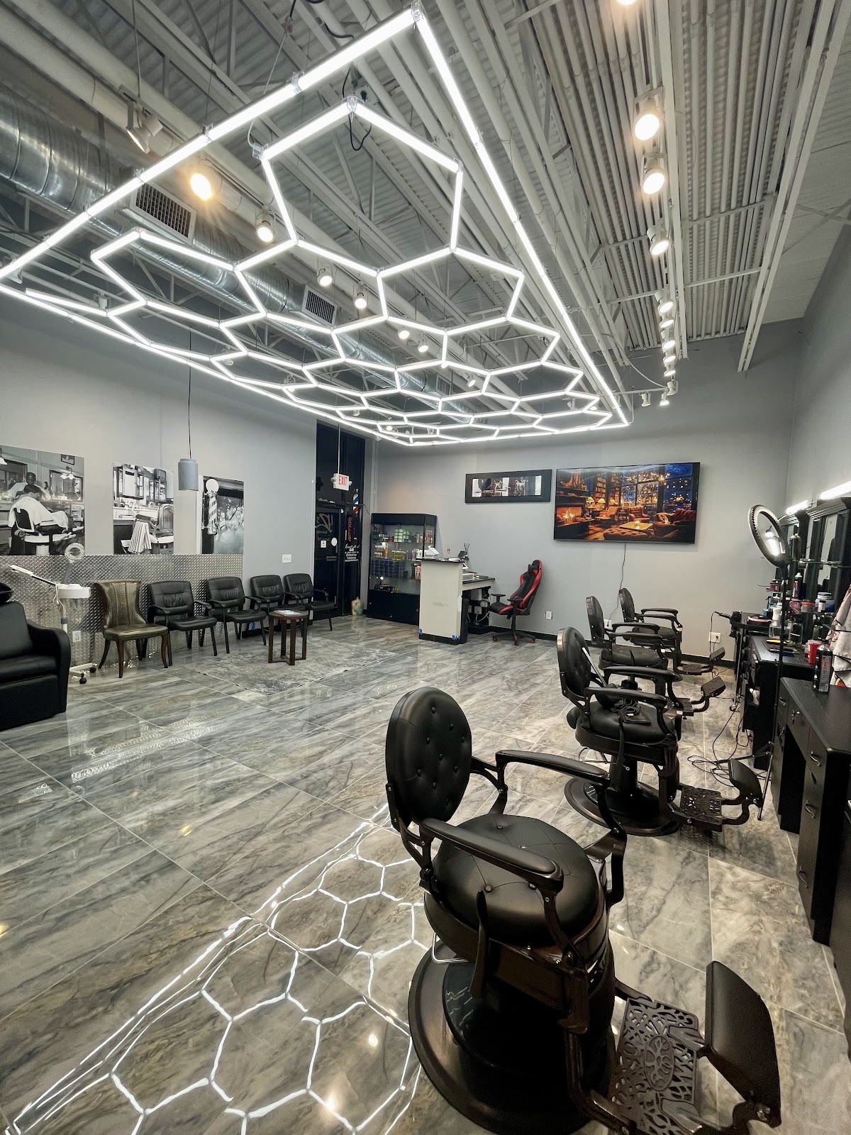 YZ's Barbershop - Barbershop in Nashville
