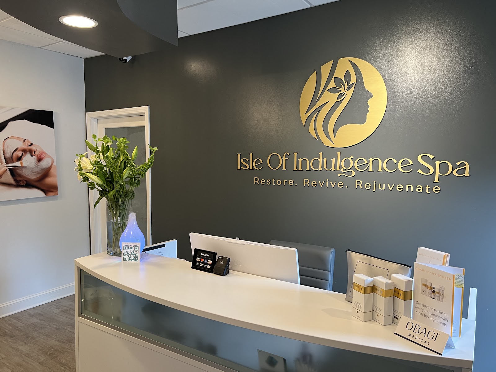 Isle Of Indulgence Spa - Hair Salon in Memphis