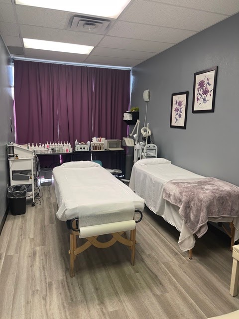 Touch Discount Day Spa - Nail Salon in El Paso