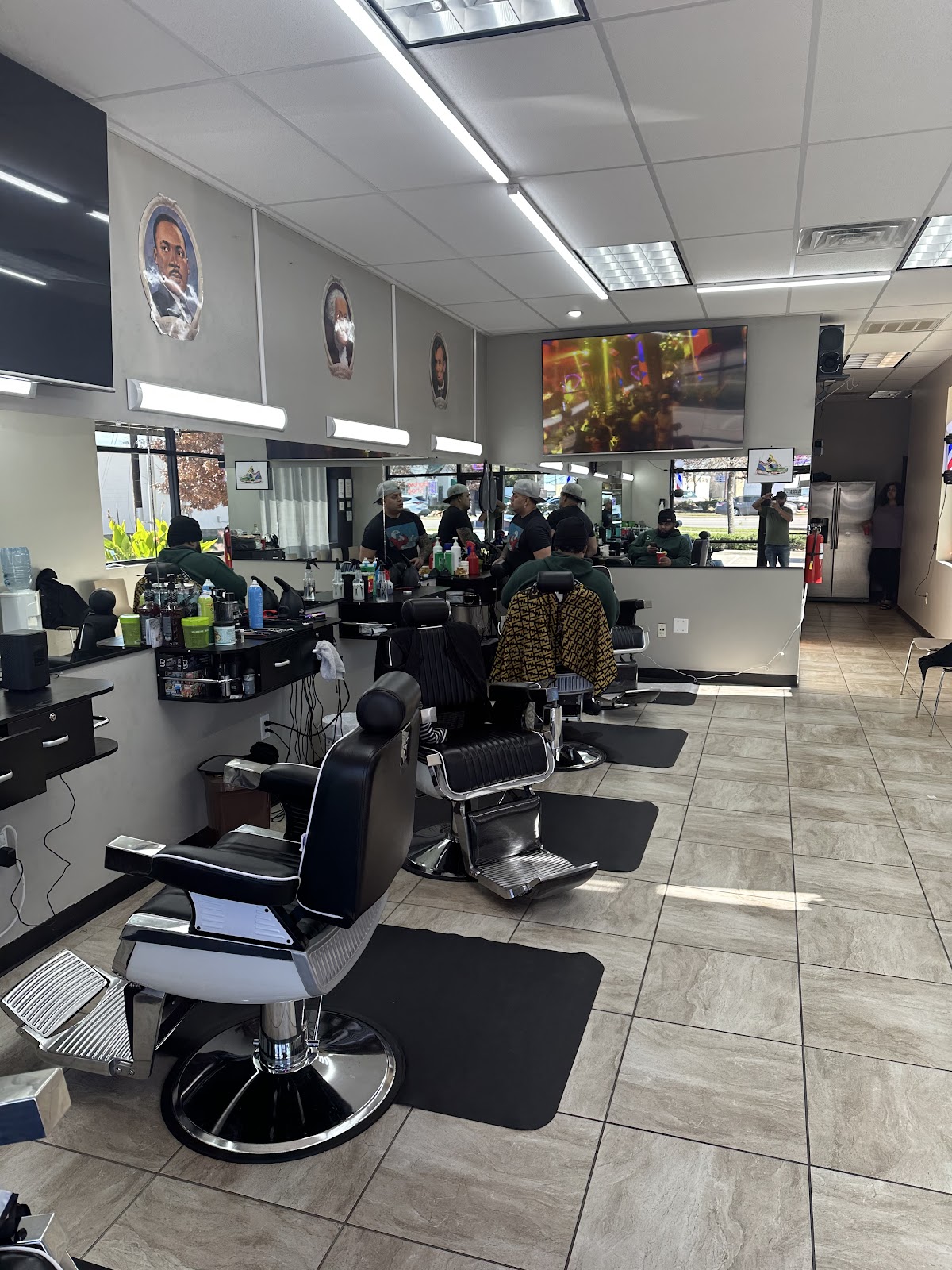 RD Barbershop - Barbershop in Arlington