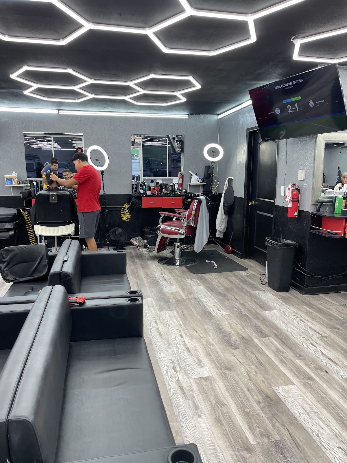 BARBERSHOP VIP - Barbershop in Arlington