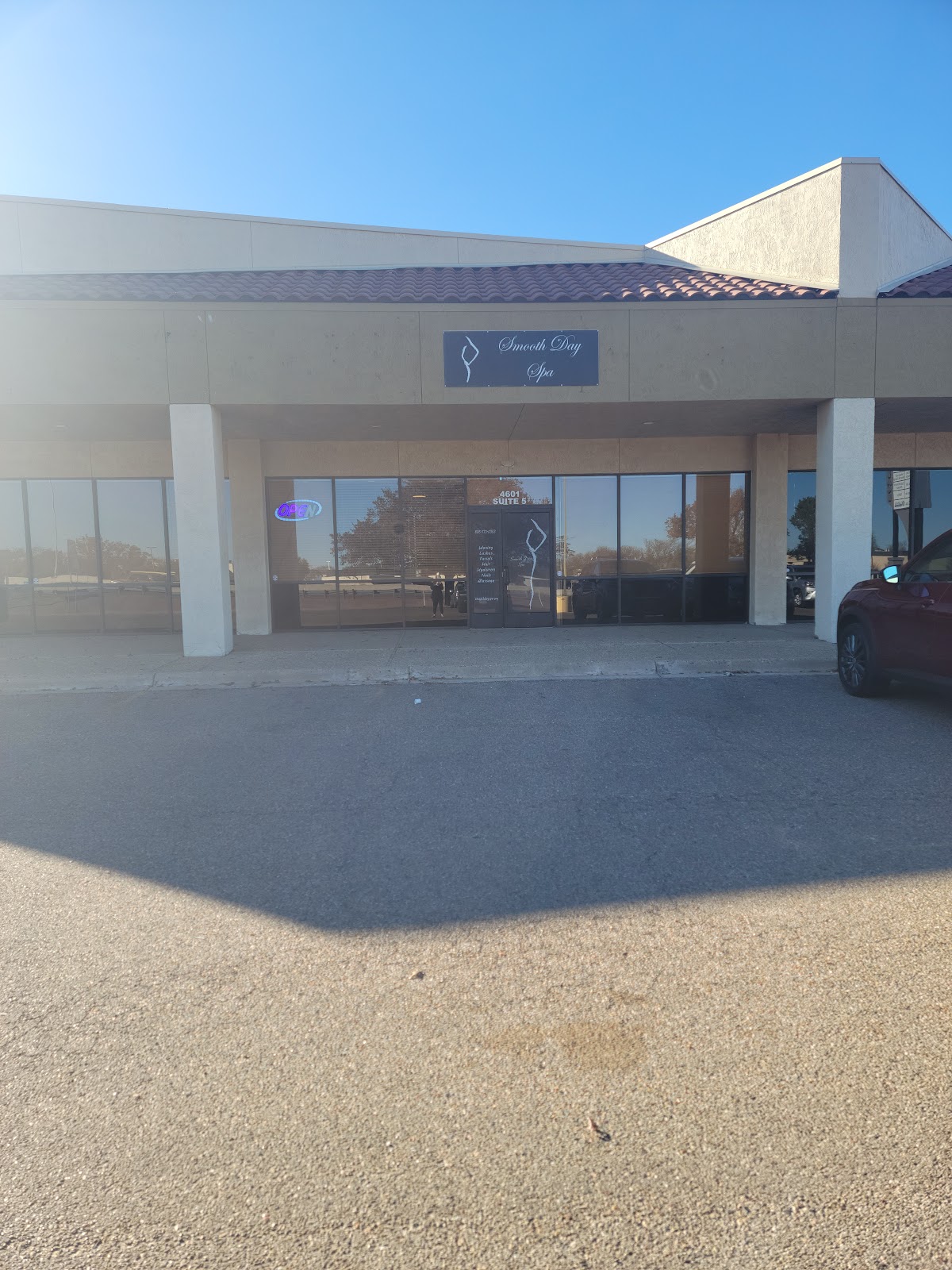 Smooth Day Spa - Nail Salon in Lubbock