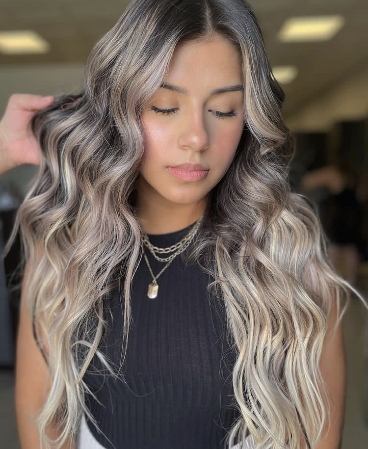 Salon Divine - Hair Salon in Corpus Christi