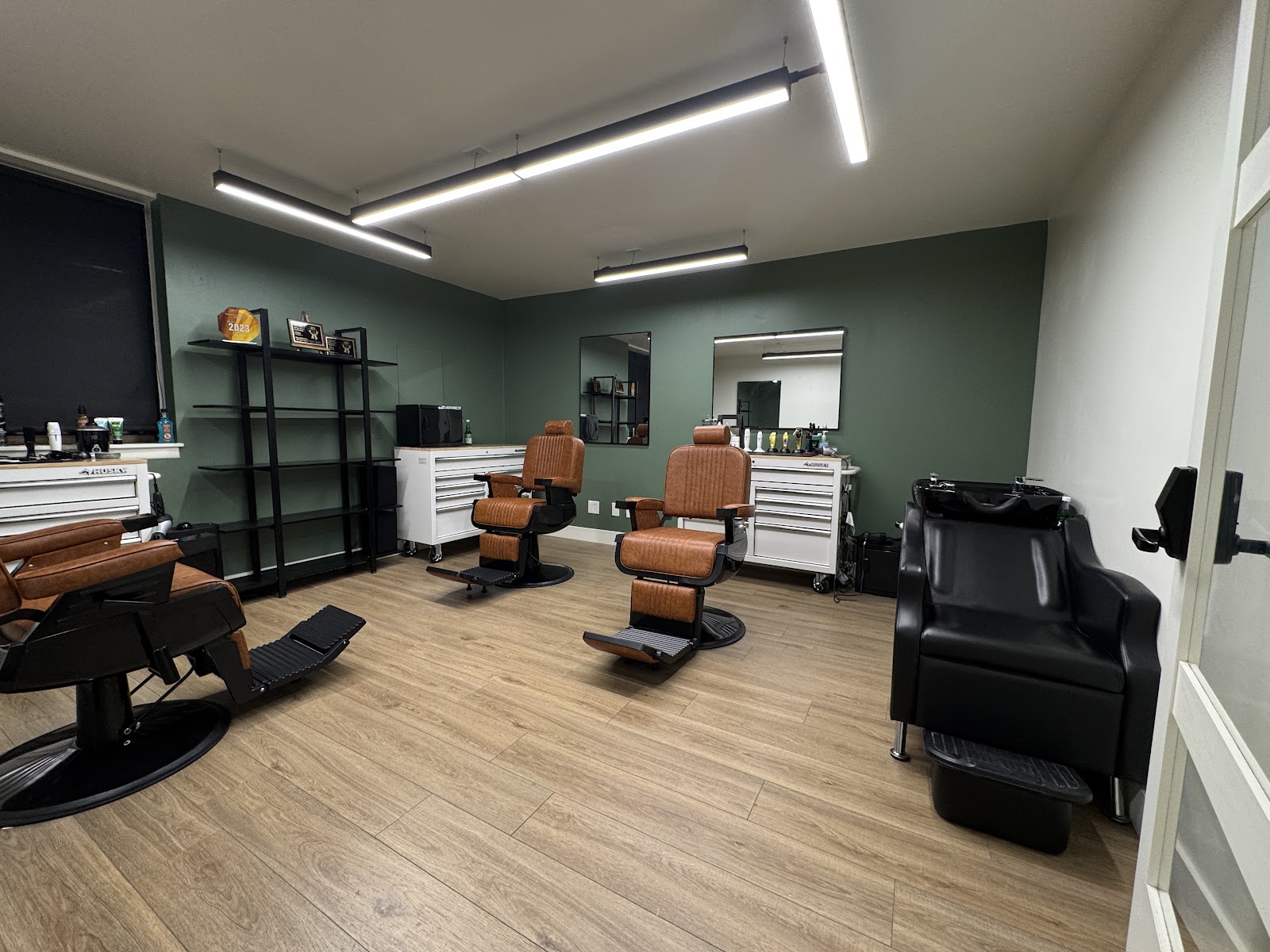 Broken Arrow Barbershop Orem - Barbershop in Provo