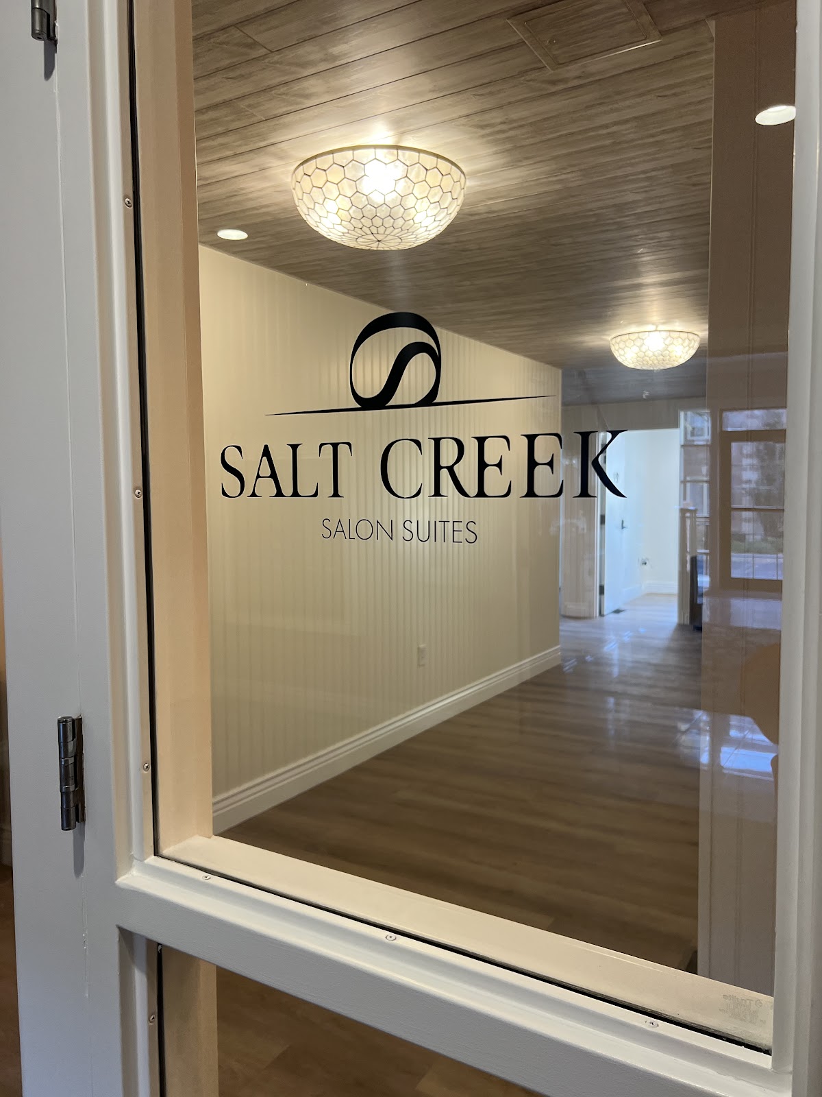 Salt Creek Salon Suites - Nail Salon in Provo
