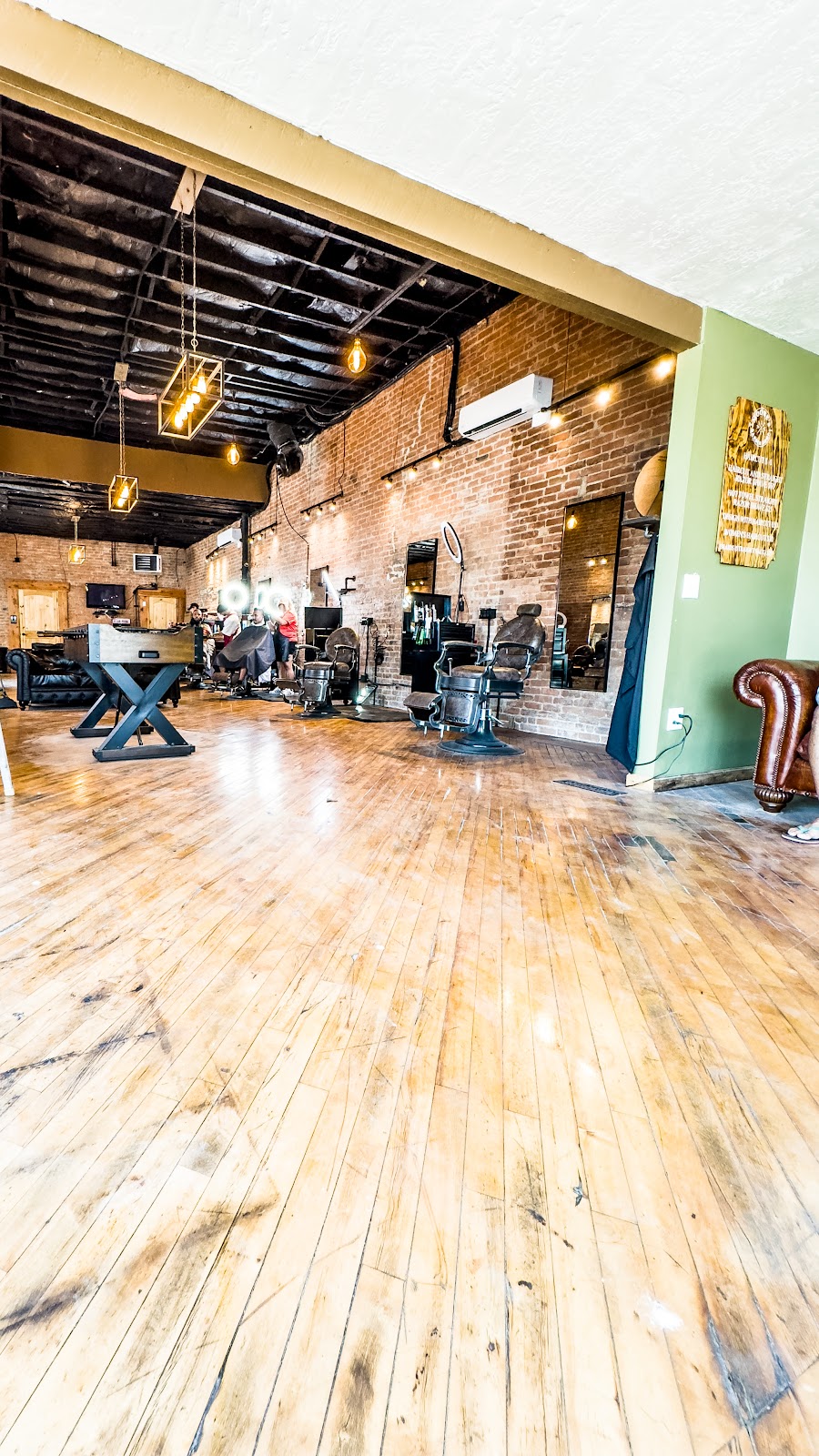 Moore’s Barbershop 30th St. Ogden - Barbershop in Ogden