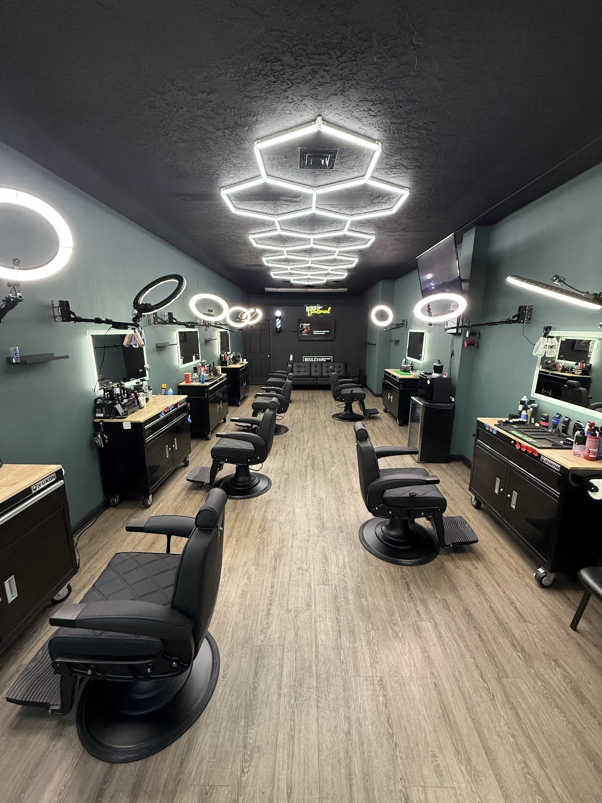 Boulevard Barbers - Barbershop in Ogden