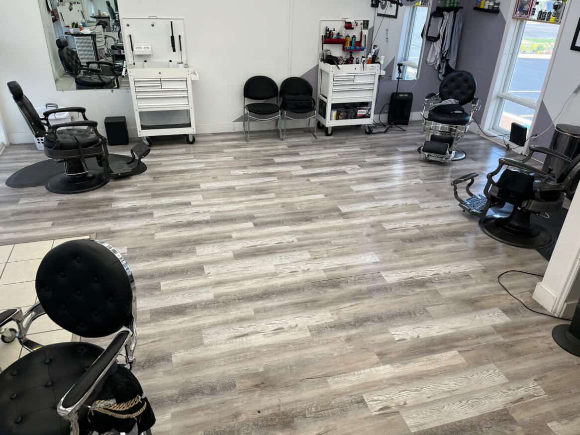 TopShelf Lounge - Barbershop in Ogden