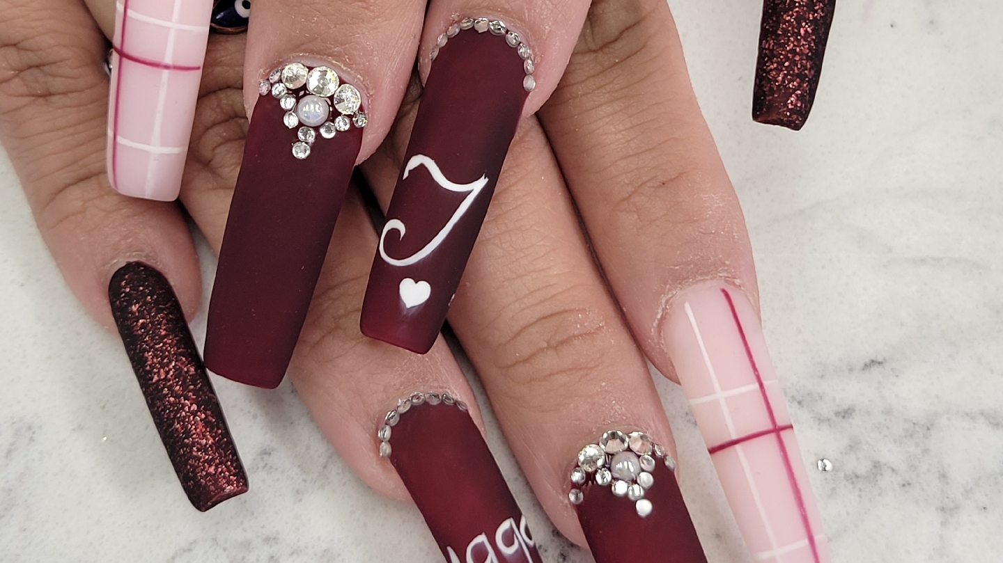 Perfect Nails - Nail Salon in Ogden