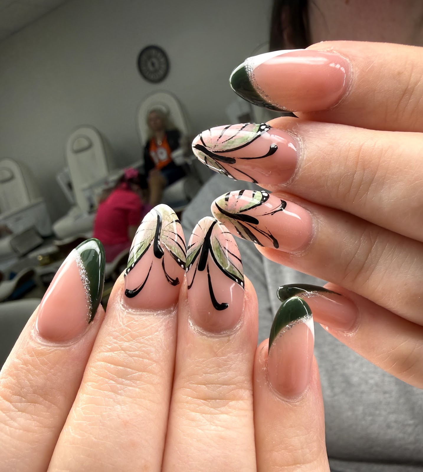 Happy Nails - Nail Salon in Ogden