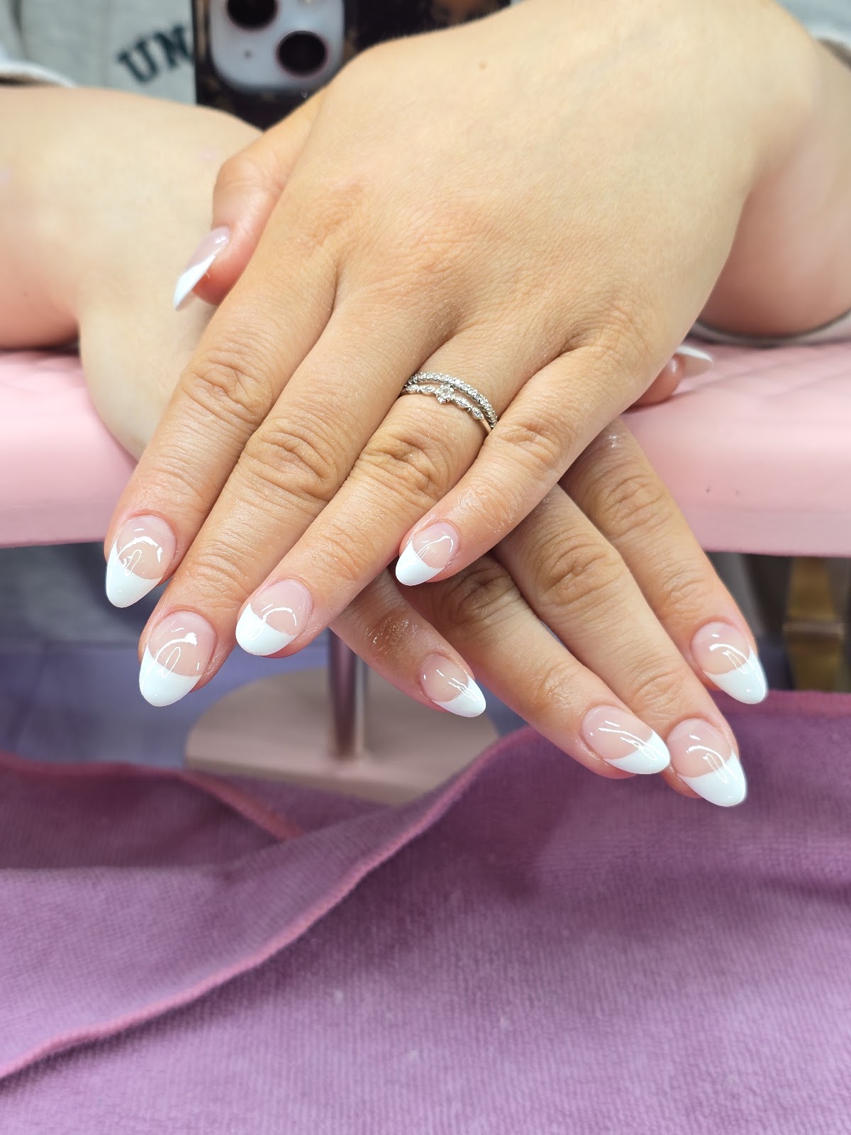 MoonLight Nails - Nail Salon in Burlington