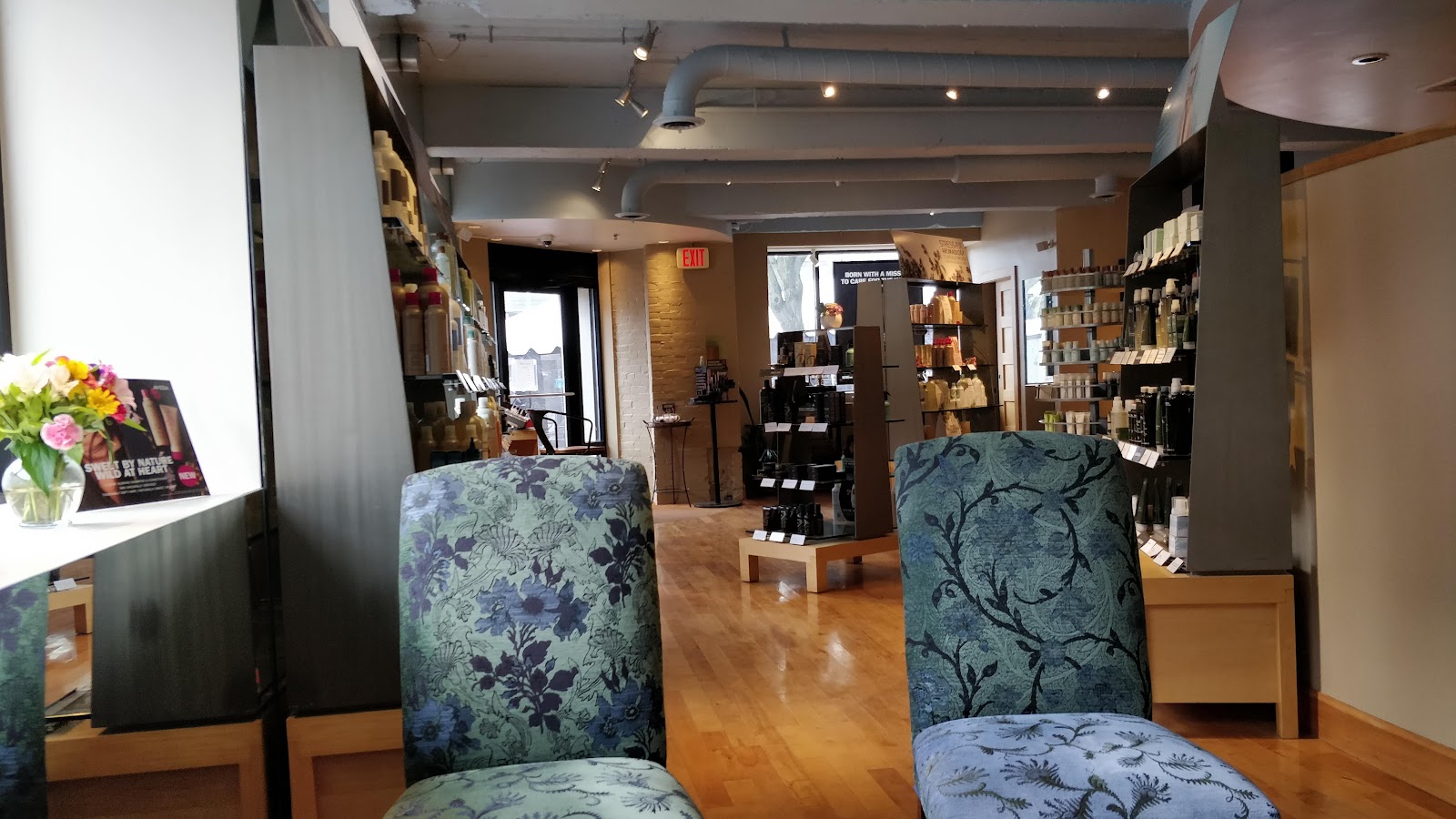Stephen & Burns Aveda Salon & Spa - Hair Salon in Burlington
