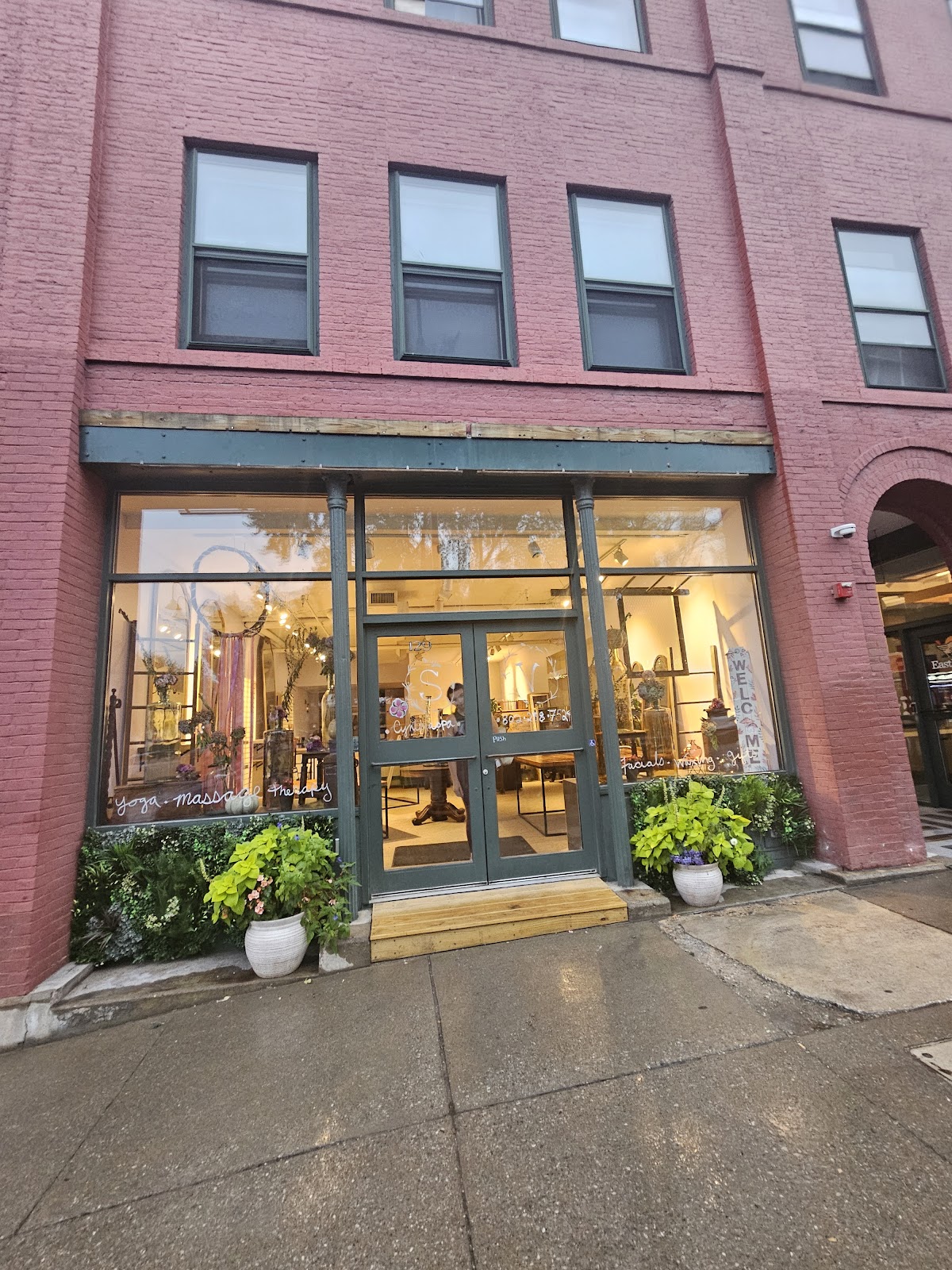 Cynthea's Spa Vermont - Hair Salon in Burlington