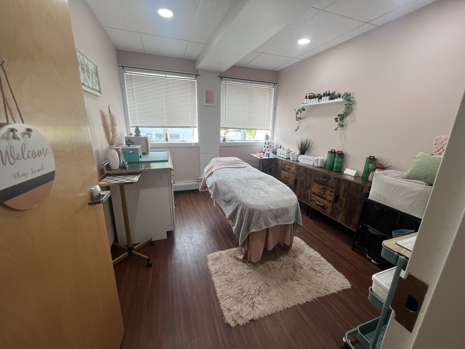 LoLo Luxx LLC. - Beauty Spa in Montpelier