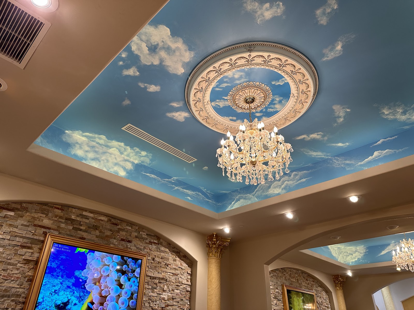 Deluxe Nails & Spa - Nail Salon in Virginia Beach
