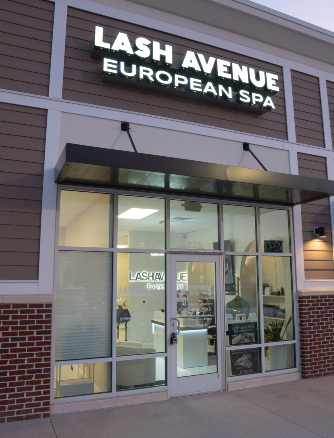 Lash Avenue European Spa RED MILL - Hair Salon in Virginia Beach
