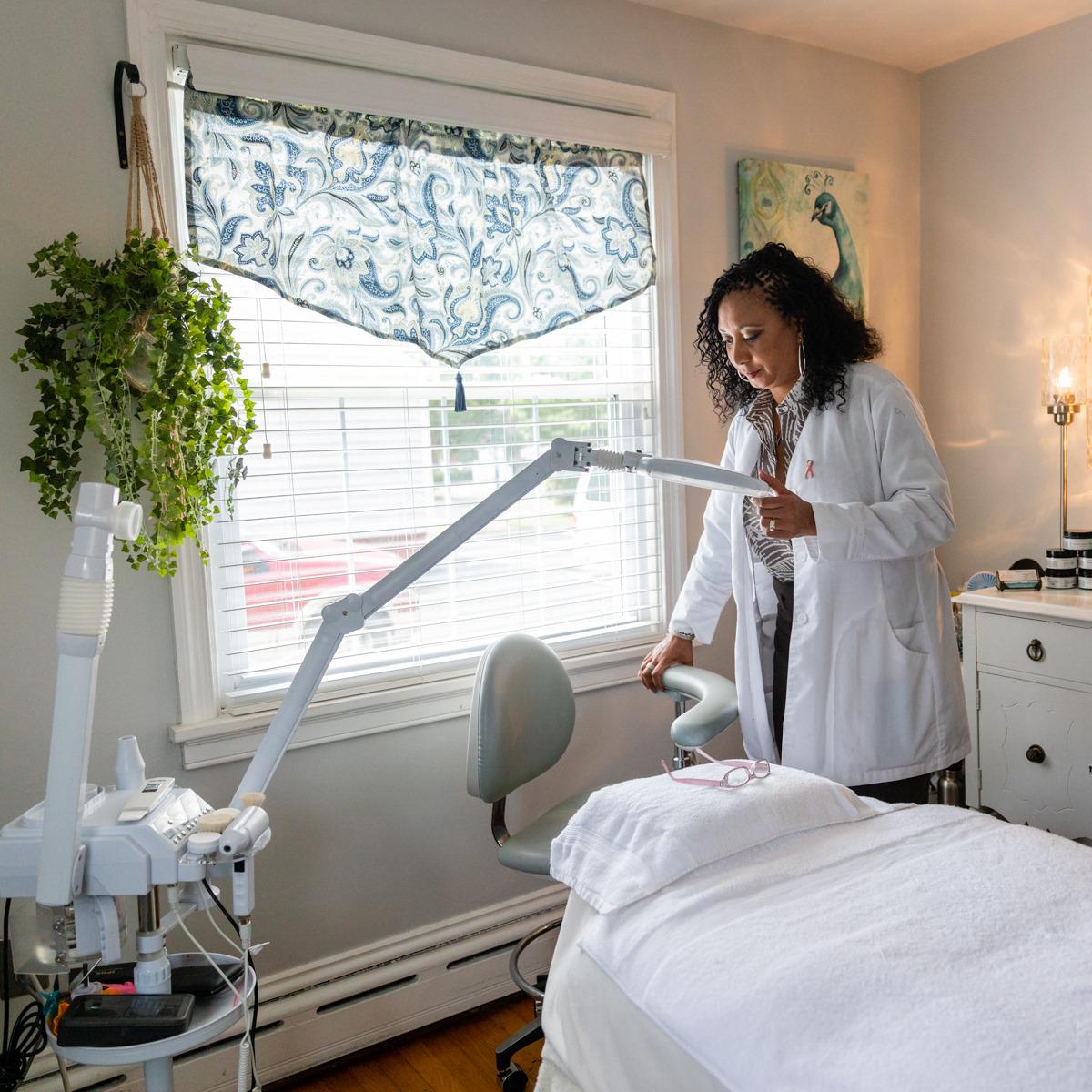 Waterfalls Salon & Massage Med Spa - Beauty Spa in Richmond