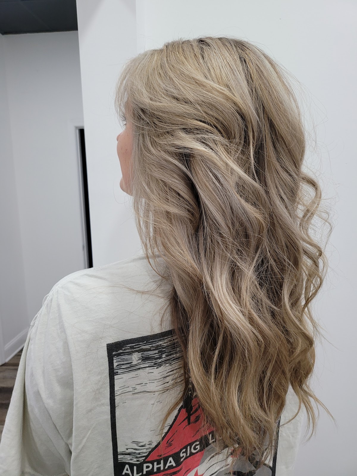 Cristina’s Hair Bar LLC - Hair Salon in Norfolk