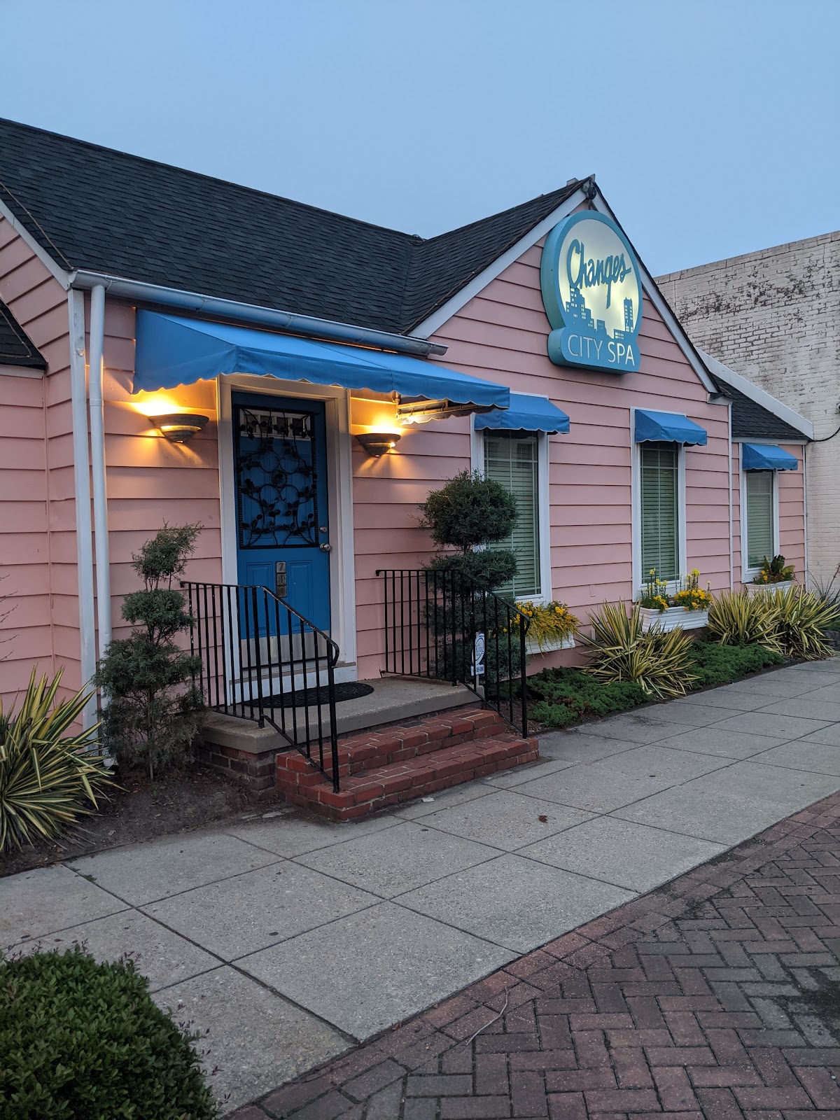 Changes City Spa - Nail Salon in Norfolk