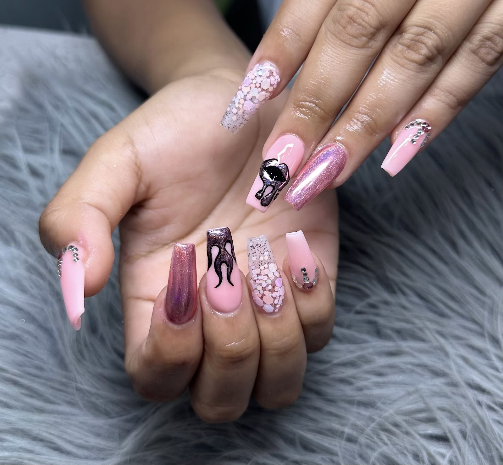 Mint Nail Lounge - Nail Salon in Arlington