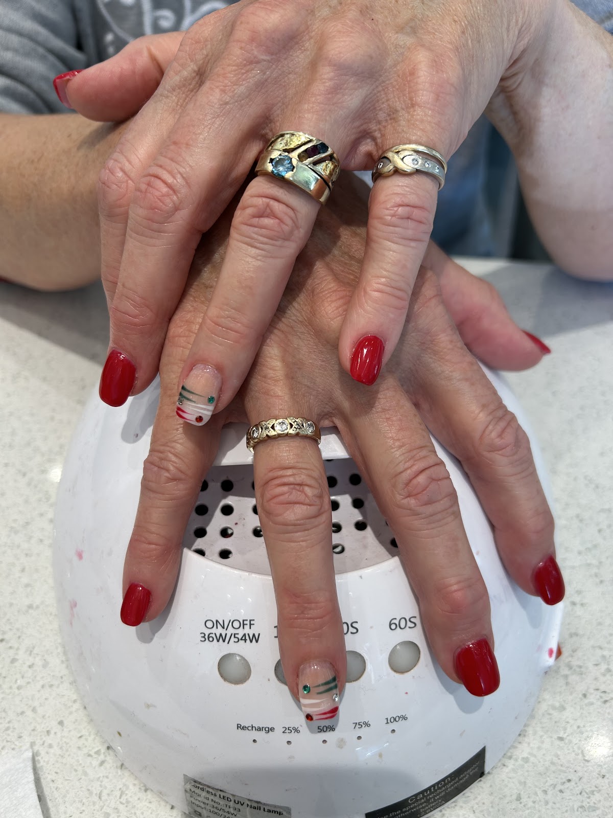 Aura Day Spa - Nail Salon in Arlington