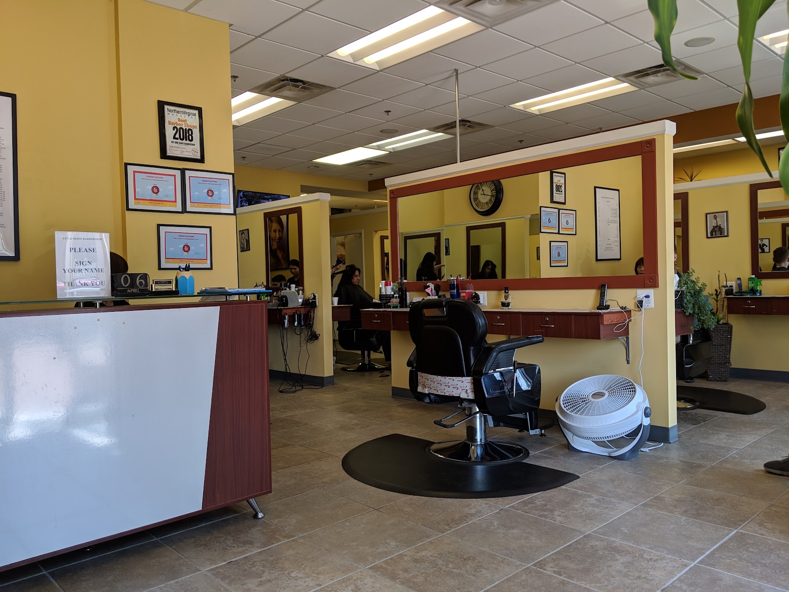 Cut & Shave Barbershop - Barbershop in Alexandria