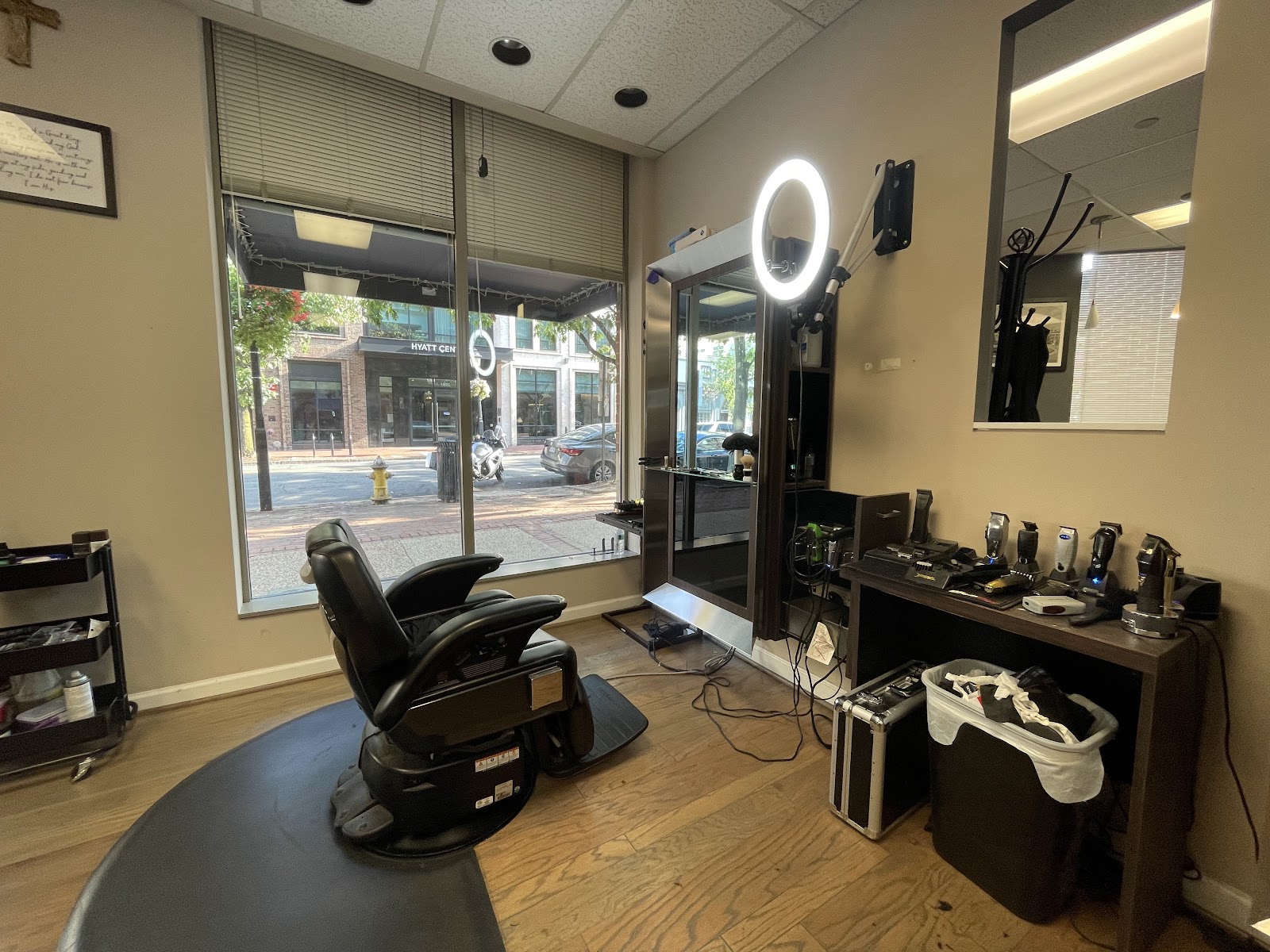 Industry10, A Boutique Barber - Barbershop in Alexandria