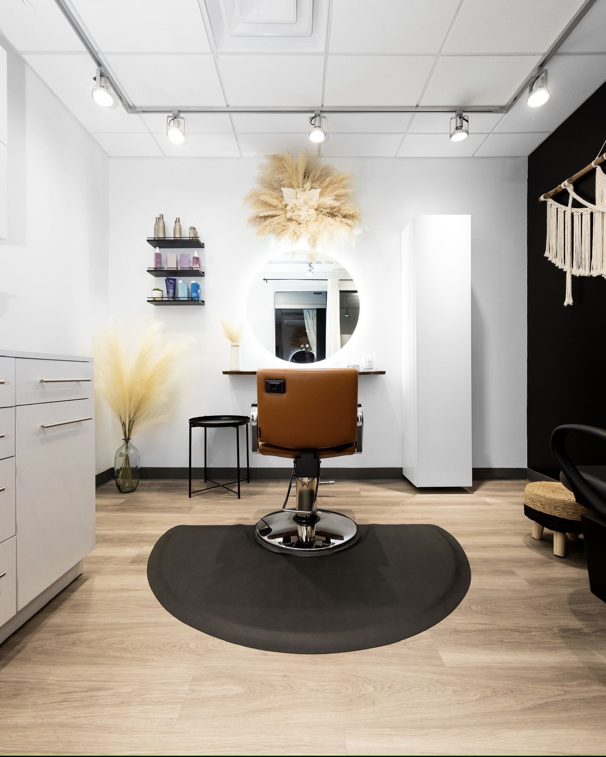 Jessica Lauren Studio - Balayage Specialist Hair Salon - Hair Salon in Alexandria