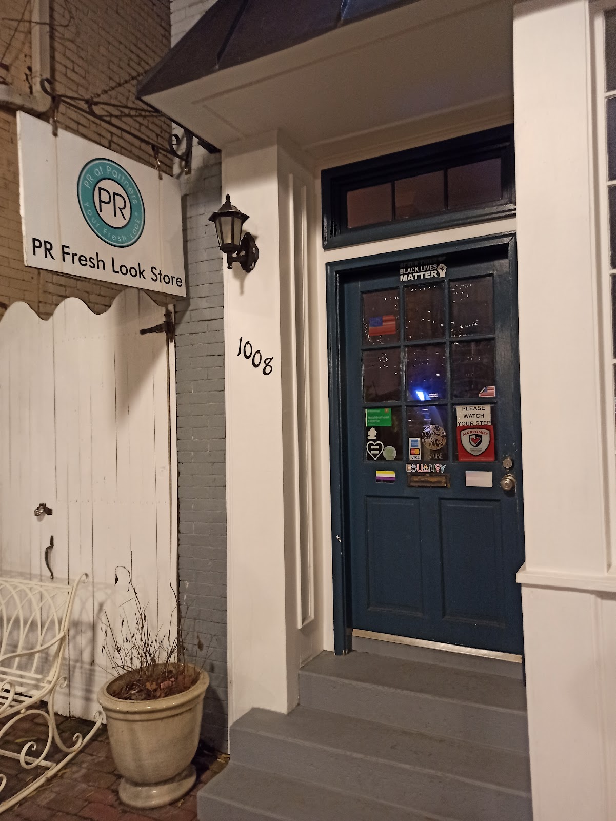 PR At Partners - Old Town Alexandria - Hair Salon in Alexandria