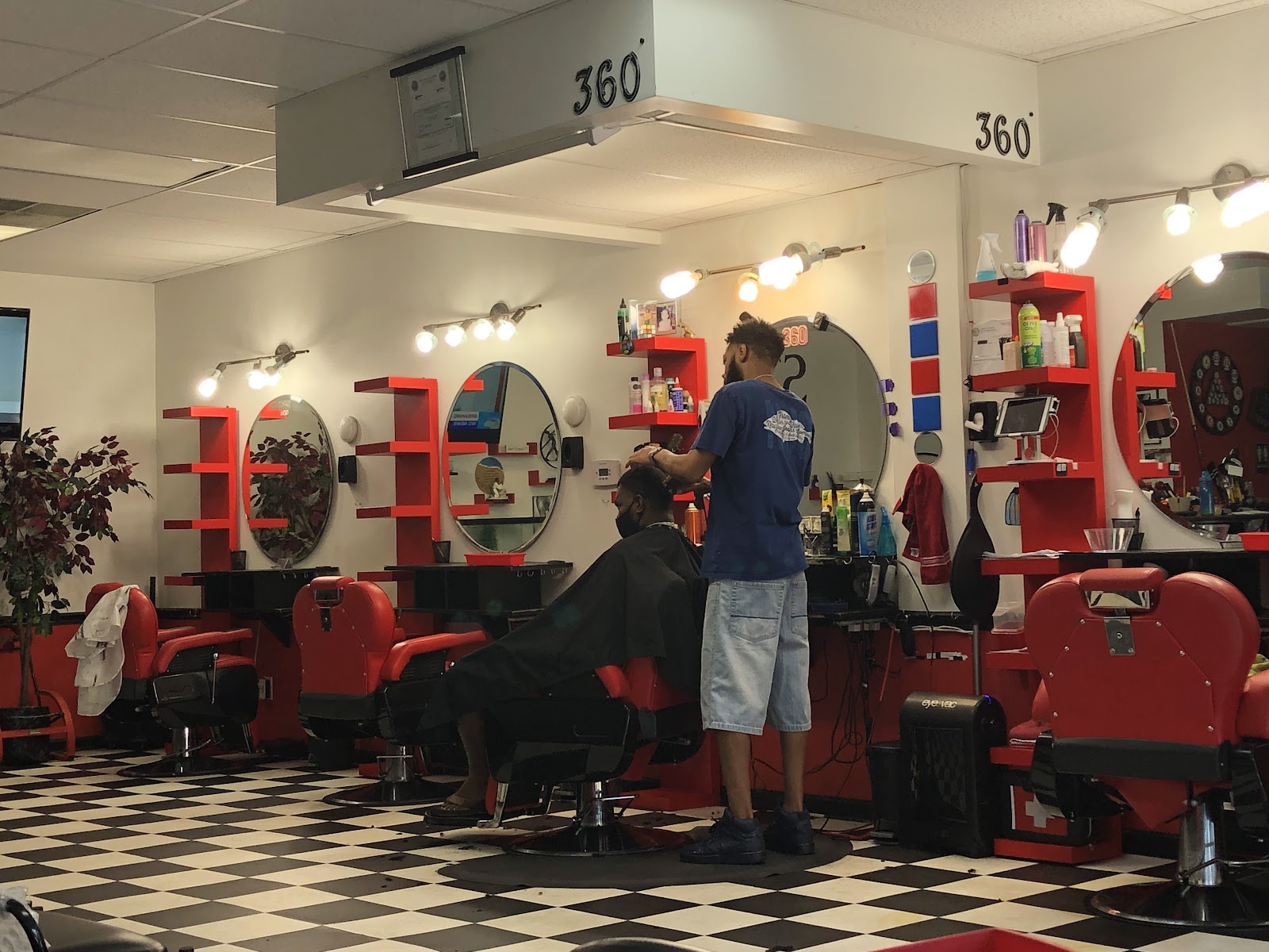 Studio360° Barbershop - Barbershop in Charlottesville