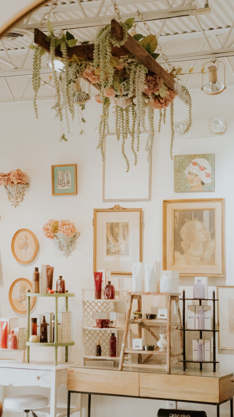 Fringe Collective - Hair Salon in Charlottesville